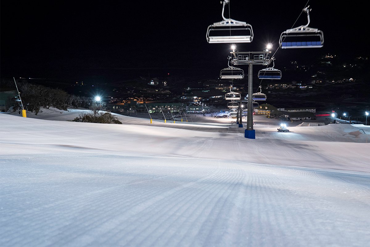 NightSkiingImage_3