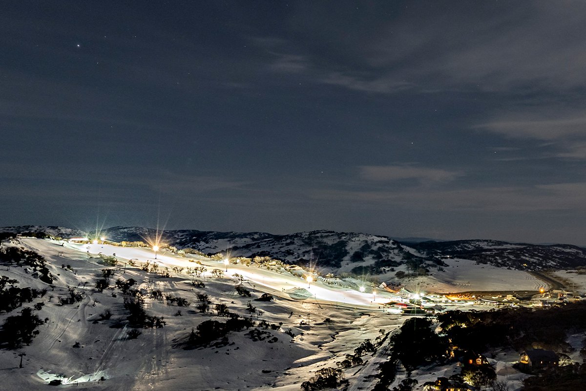 NightSkiingImage_4