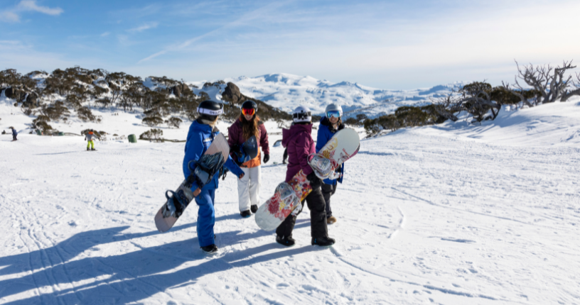 Group snowboard lesson at Perisher