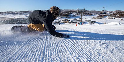 Perisher Winter Sports Club Snowboard