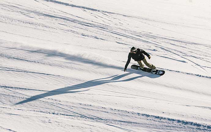 Snowboarding Powder