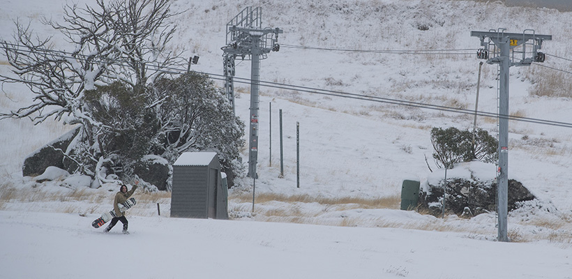 Snowboarder Perisher Early Snowfalls