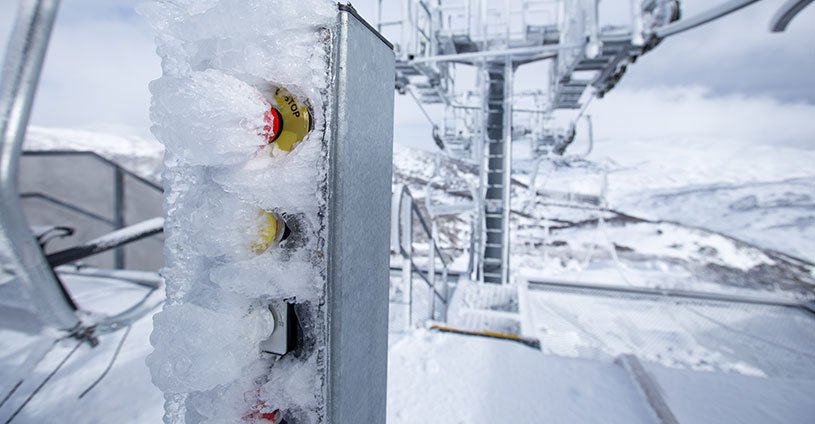 Perisher now deicing chairlift Header 6